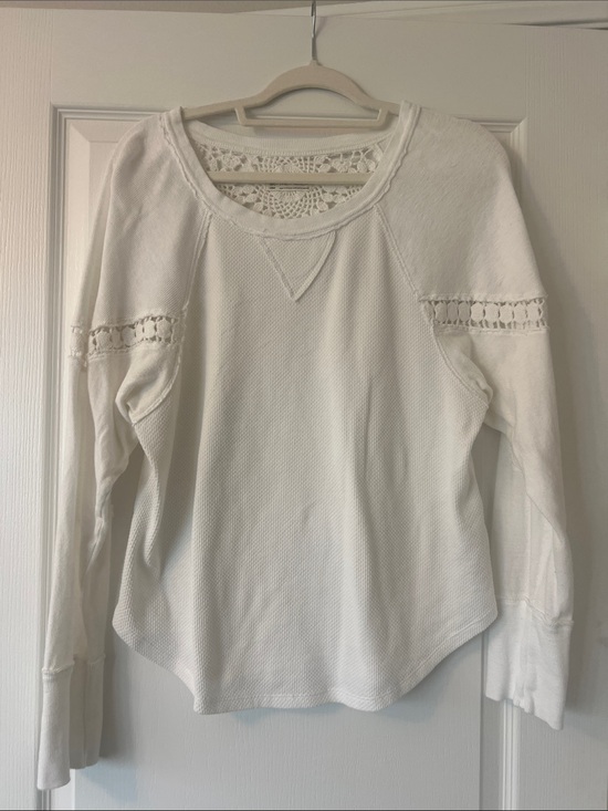 We The Free Tops - Like New We The Free Cream Crochet-Back Long Sleeve size L